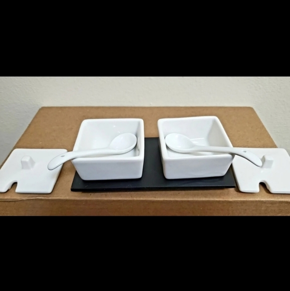 Condiment Serving Set with Spoon & Lids - Picture 2 of 11